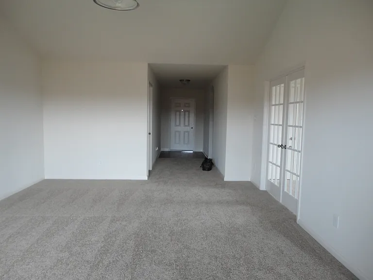 1800 Douglas St #1 — Photo 15