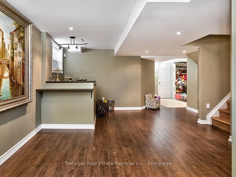2355 Hilda Dr — Photo 18