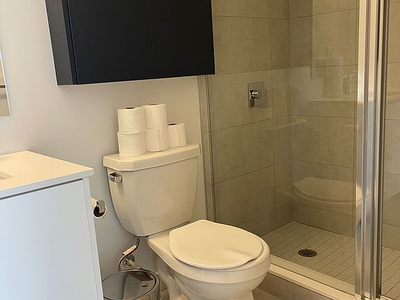 3rd image of 8 Tippett Rd #1010