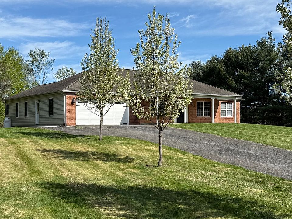 2nd image of 24 Mountain View Rd