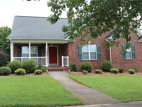 2nd image of 5815 Willowdale Dr