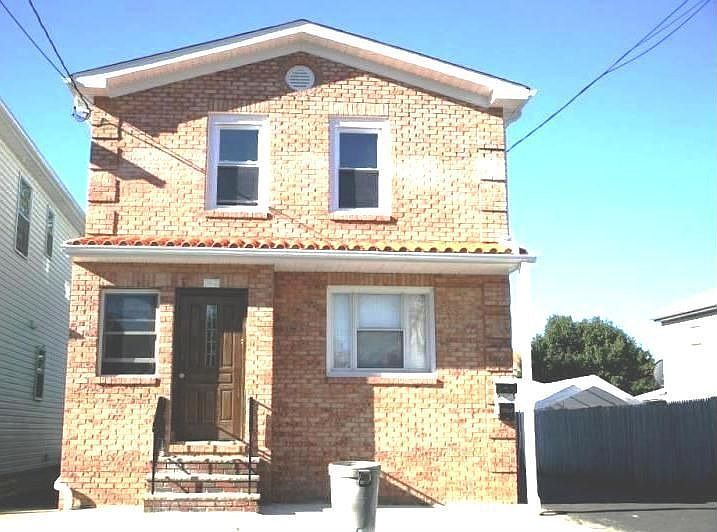 2nd image of 190 Silver Ave