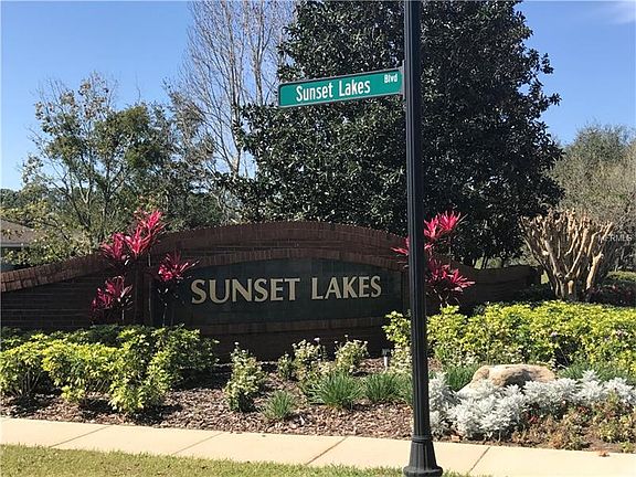 3rd image of 2914 Sunset Vista Ct