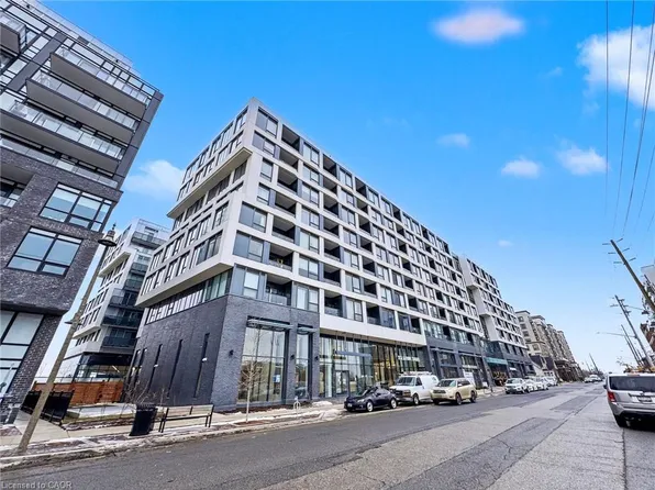 2450 Old Bronte Rd #242, Oakville, ON L6M 4J2