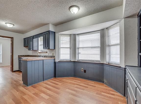 4th image of 505 E Kearney St