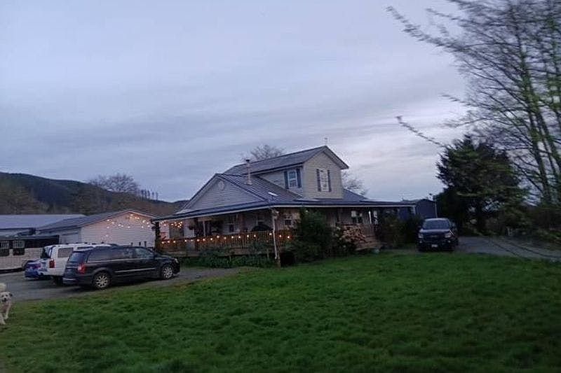 1st image of 224 Chinook Valley Rd