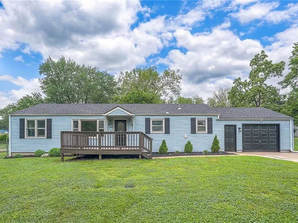 6148 Sloan Ave, Kansas City, KS 66104