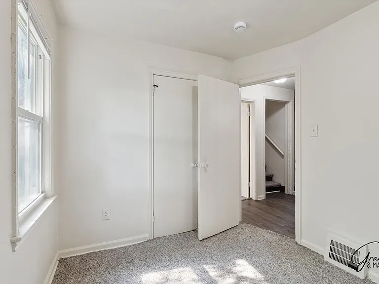 9108 Archdale St — Photo 18