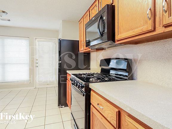 4th image of 5422 Forest Trails Dr
