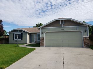 1756 E Green Meadow Ct, Meridian, ID 83646
