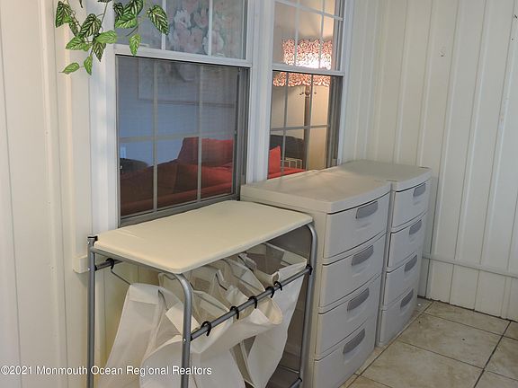 4th image of 948A Aberdeen Drive #100A