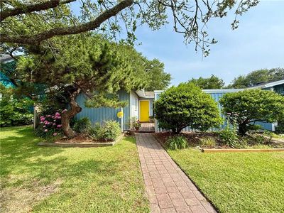 114 76th St #A, Virginia Beach, VA, 23451