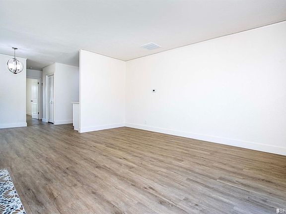 5th image of 3204 60th Ave