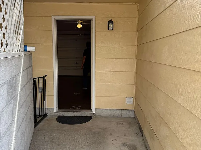 1198 55th Pl — Photo 37