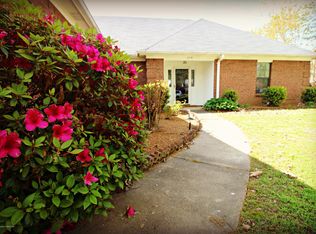 379 Ann Marie Dr, Southaven, MS 38671