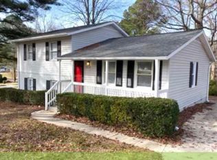2516 Sanderford Rd, Raleigh, NC 27610