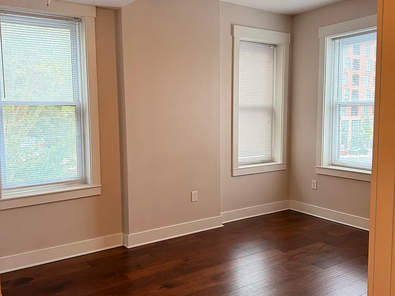 1211 Broadway St #1 — Photo 16
