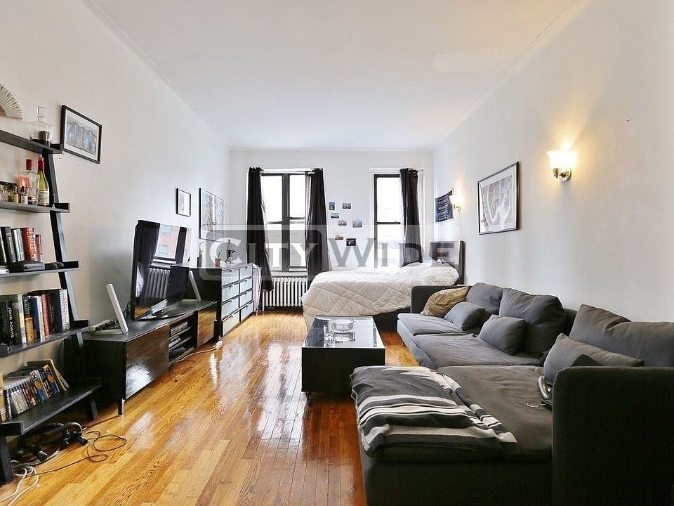 1st image of 1075 1st Ave Frnt 1