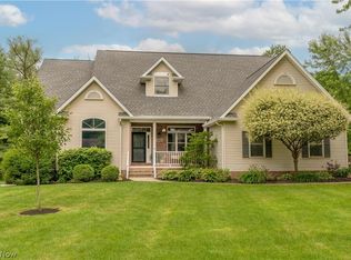 3228 Bancroft Rd, Akron, OH 44333