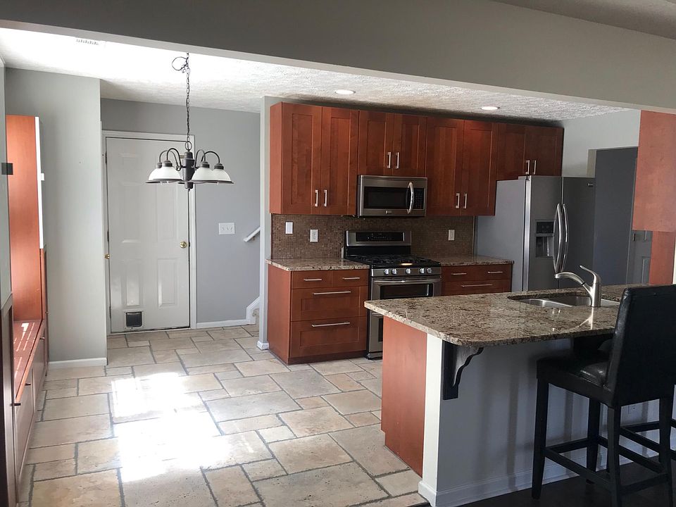 1st image of 804 Yonah Dr