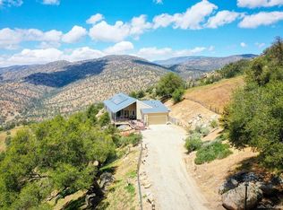 30101 Dove Ct, Tehachapi, CA 93561