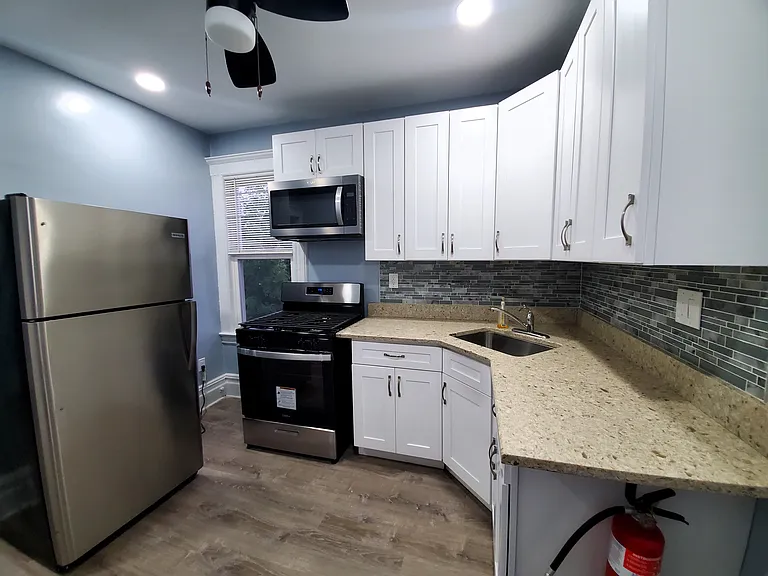 80 Lincoln Pl #2 — Photo 4