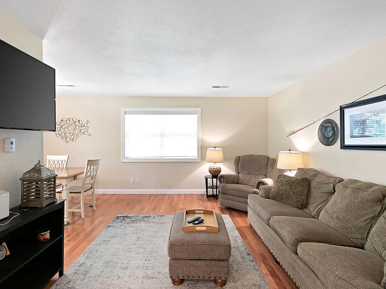 Timber Ridge Apartments (Timber Ridge 64 LLC) — Photo 6