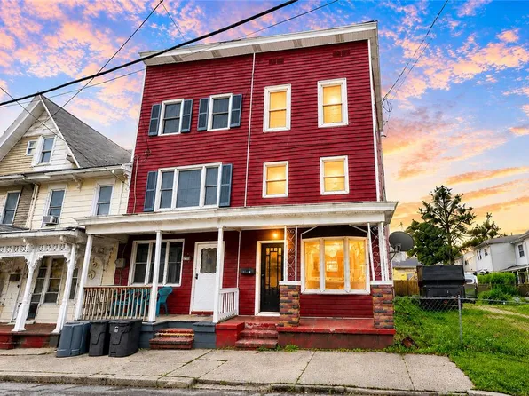 14 E Elm St, Tamaqua, PA 18252