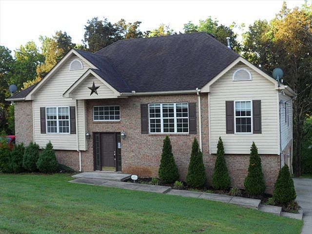 1st image of 3736 Henricks Hill Dr