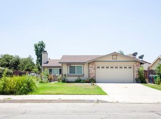 28355 Merridy Ave, Highland, CA 92346
