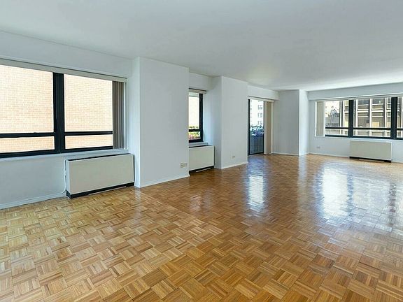 3rd image of 240 E 47th St APT 5B