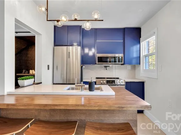 4333 Hathaway St APT A, Charlotte, NC 28211