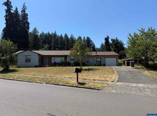 1050 1st Ave, Sweet Home, OR 97386