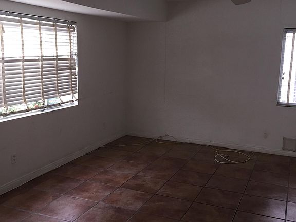 2nd image of 2121 Mathews Ave Unit A