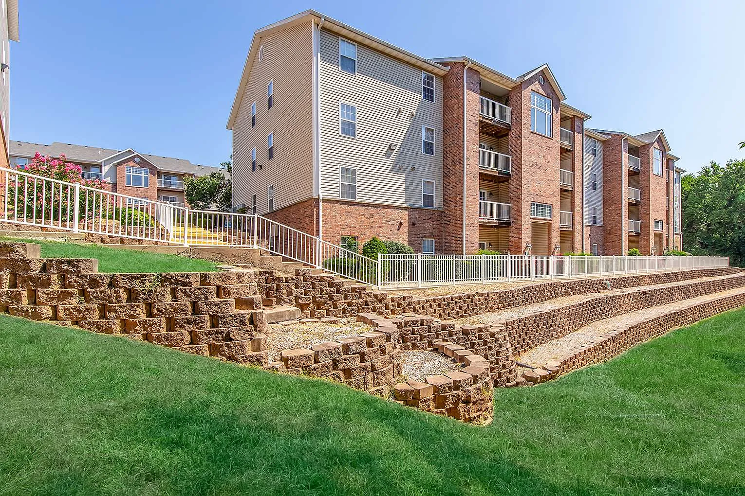 Watermill Park Apartments — Photo 2
