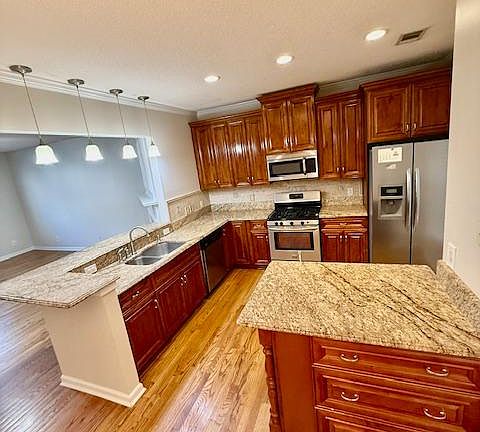3rd image of 2750 Terrell Trace Dr