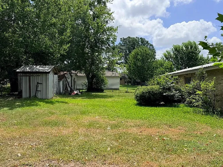 340 Westwood Ln — Photo 16