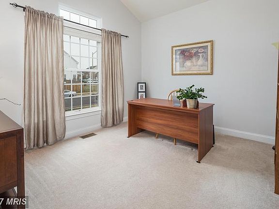 5th image of 13623 Dodsworth Dr