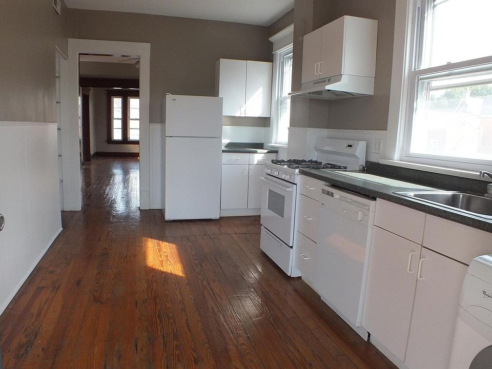 1st image of 1195 Mount Pleasant Ave #Es
