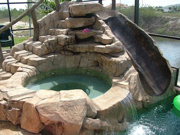Slide, Spa