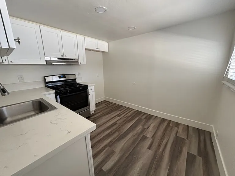 5744 Mountain View — Photo 11