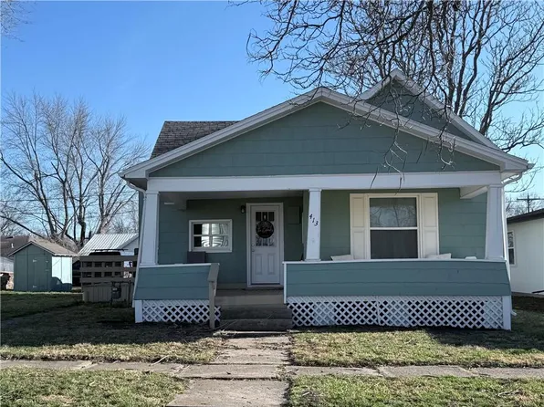 413 W 1st St, Cameron, MO 64429