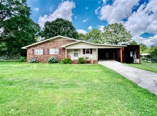 206 Friendship Ln, Anderson, SC 29624