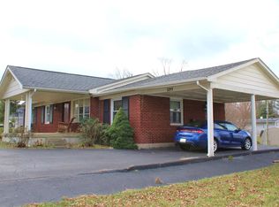 1044 Old State Rd, Brandenburg, KY 40108