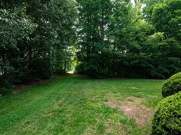 4th image of 614 Gantwood Ln
