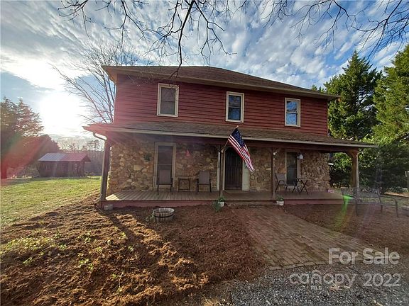 4th image of 412 Dogwood Dr