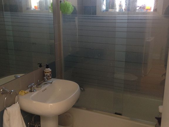 5th image of 1349 N Wells St #301