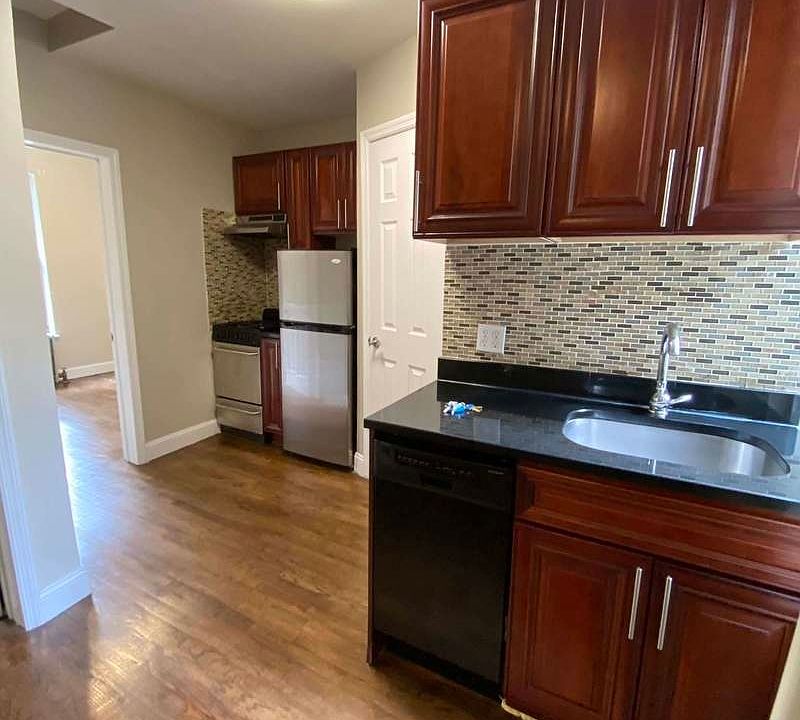 1st image of 509 E 73rd St APT 19