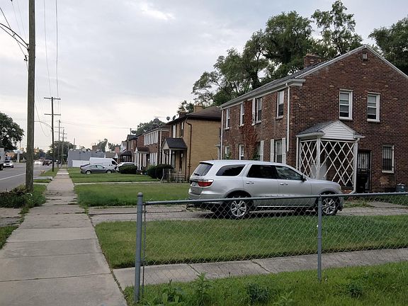 2nd image of 19207 Meyers Rd