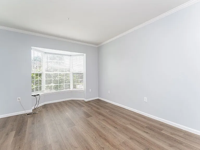 2383 Laconia Ct — Photo 10